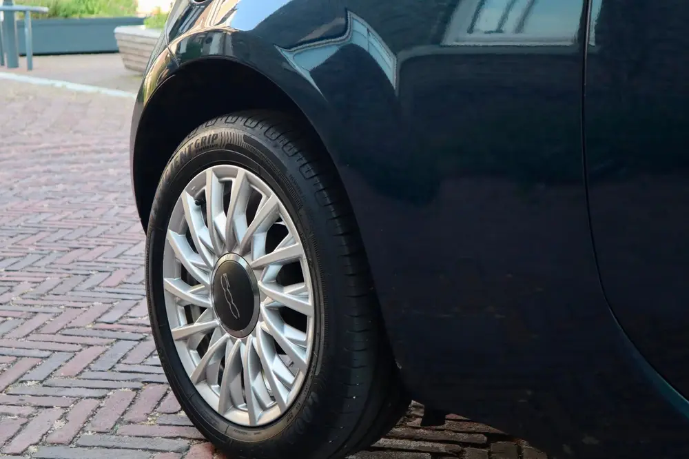 Fiat 500 C 1.2 Lounge uit 2019, foto 9