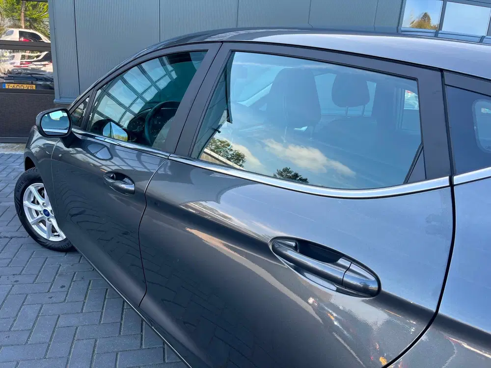 Ford Fiesta 1.0 EcoBoost Titanium uit 2021, foto 11