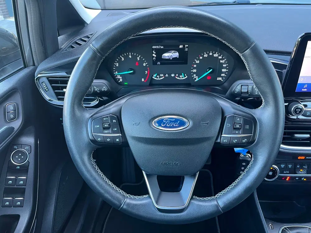 Ford Fiesta 1.0 EcoBoost Titanium uit 2021, foto 12