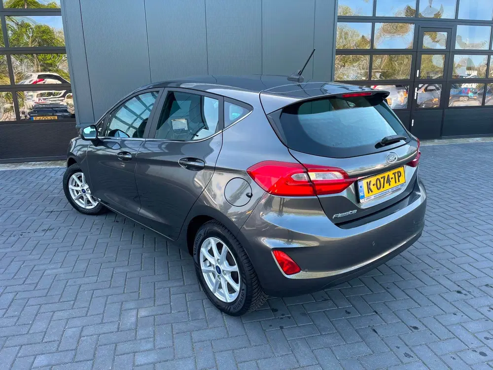 Ford Fiesta 1.0 EcoBoost Titanium uit 2021, foto 2