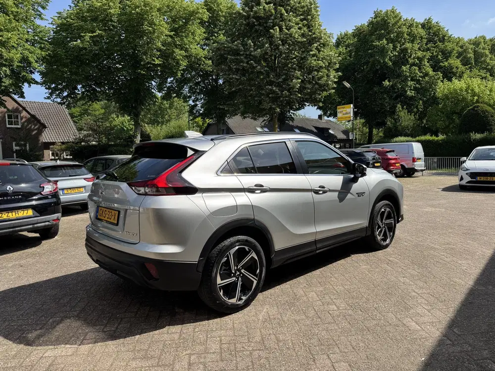 Mitsubishi Eclipse Cross 2.4 PHEV Intense Climate Control Ca uit 2024, foto 20