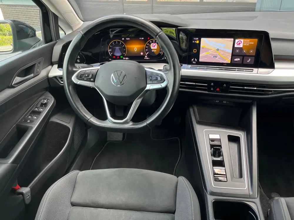 Volkswagen Golf 1.5 eTSI Life Business NLAuto/Automaat/Massa uit 2023, foto 3