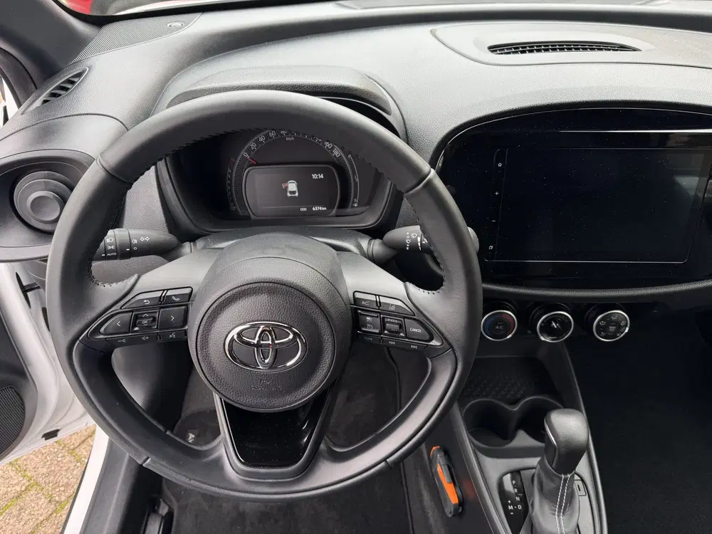 Toyota Aygo X 1.0 VVT-i S-CVT Play Automaat Navi Camera uit 2024, foto 6