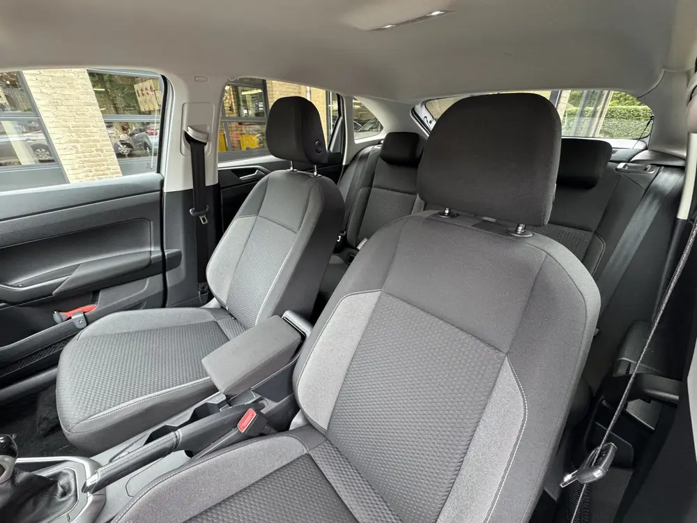 Volkswagen Taigo 1.0 TSI Life Airco Led Carplay (bj 2022) uit 2022, foto 4
