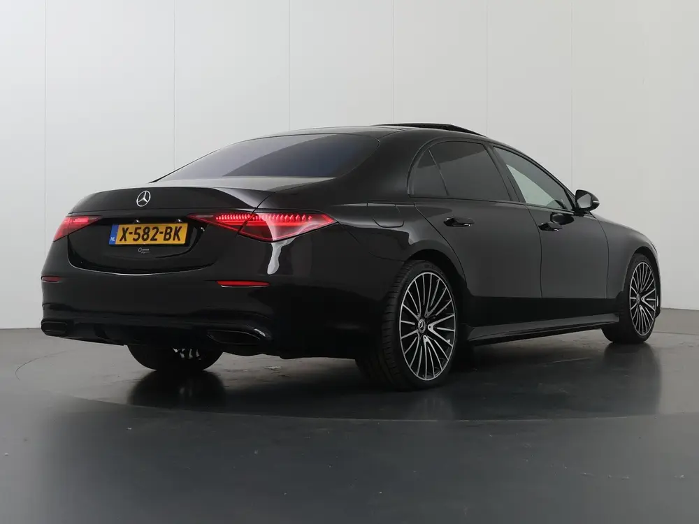 Mercedes-Benz S-Klasse 580 e Lang AMG Line uit 2022, foto 2