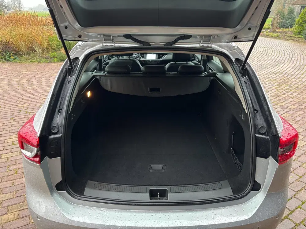 Opel Insignia 1.5 Turbo Business Executive uit 2020, foto 14