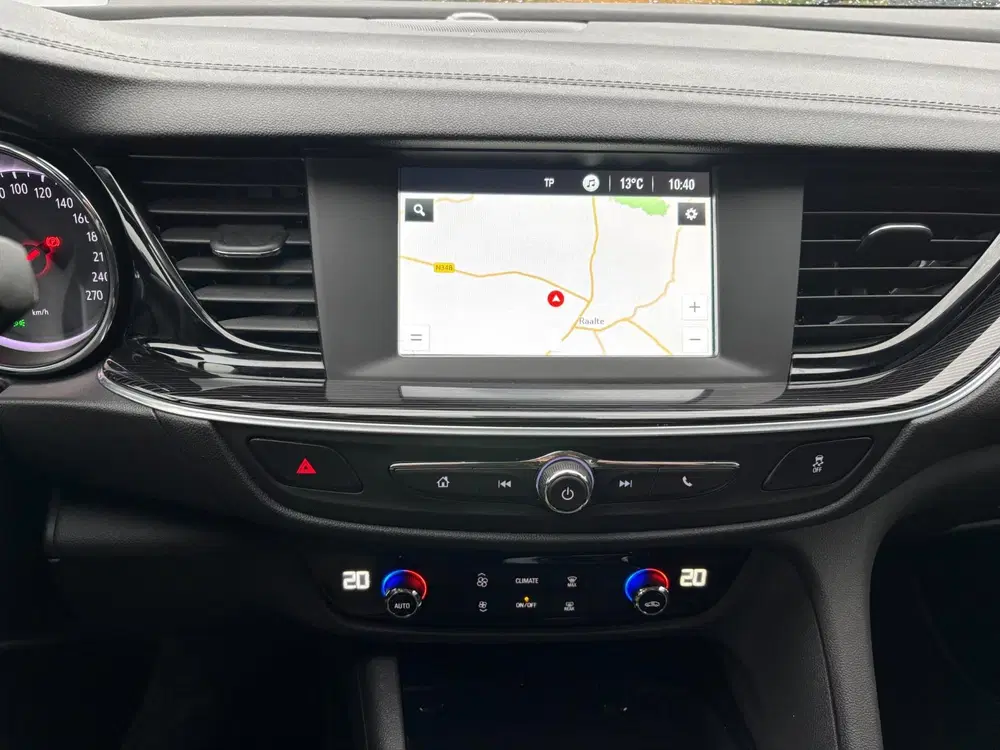 Opel Insignia 1.5 Turbo Business Executive uit 2020, foto 15