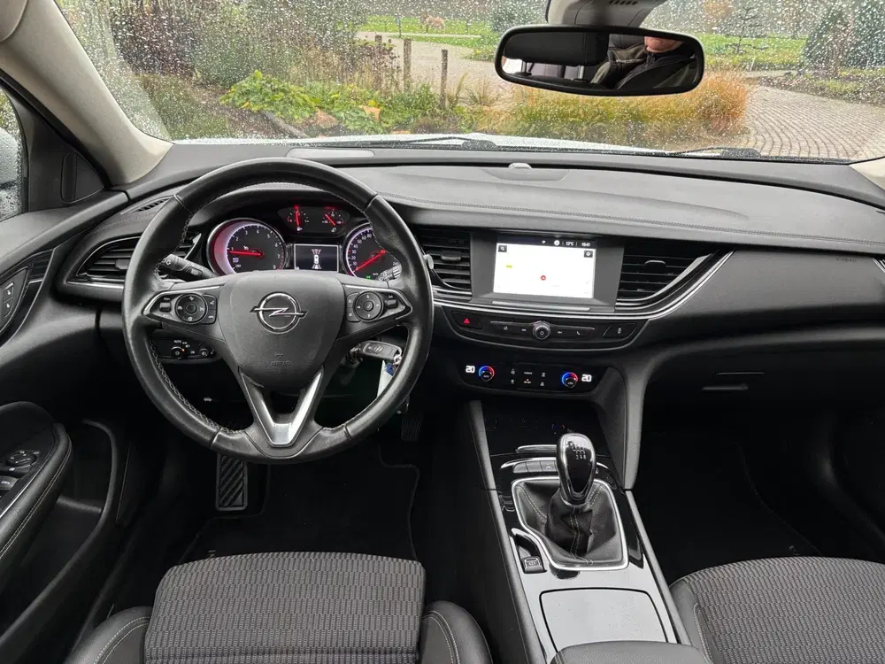Opel Insignia 1.5 Turbo Business Executive uit 2020, foto 9