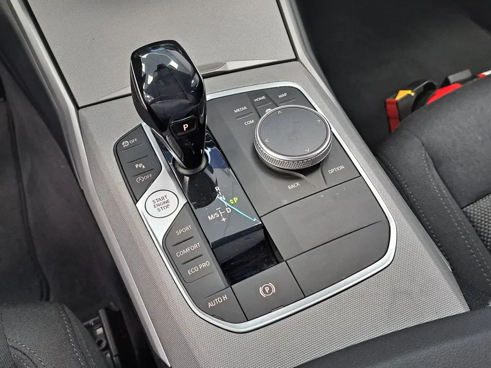BMW 3-serie 3 Serie 318i Executive Navigatie Clima Cru uit 2021, foto 18