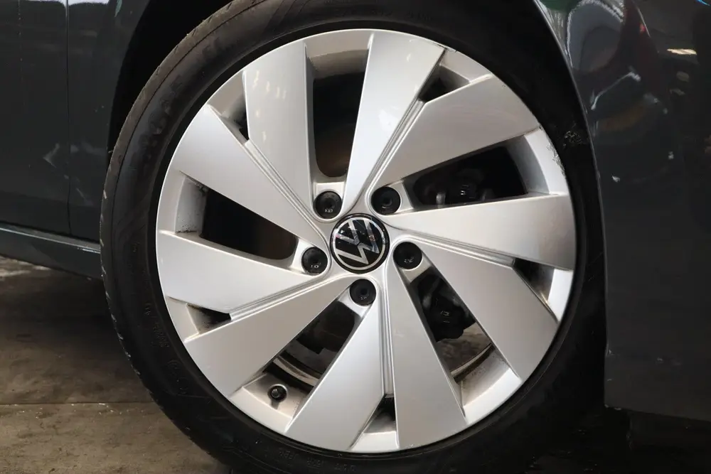 Volkswagen Golf 1.5 eTSI Style Panoramadak Elec.Trekhaak IQ uit 2020, foto 4