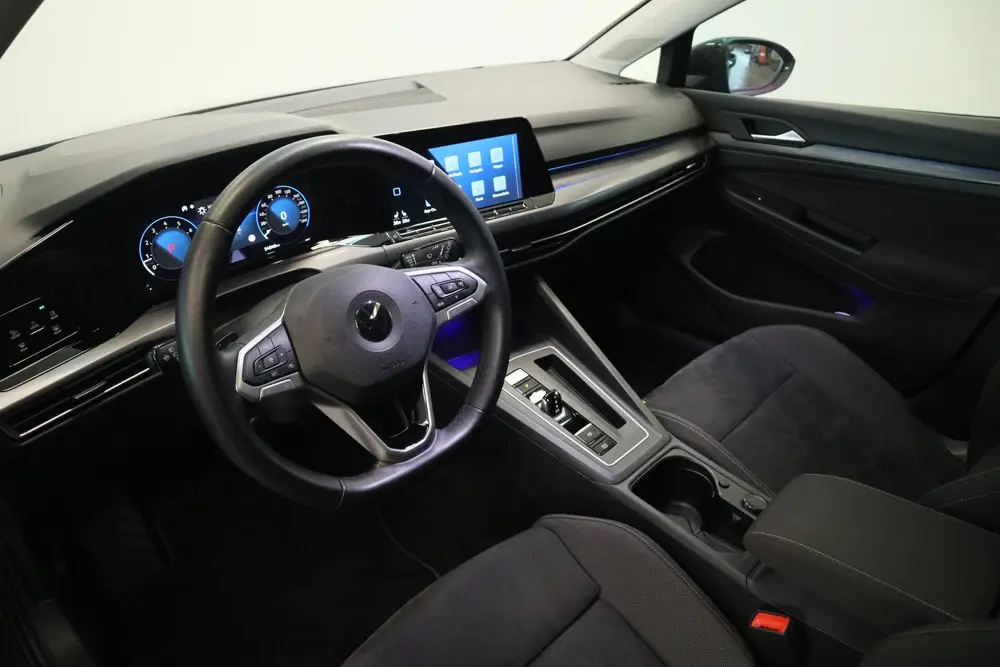 Volkswagen Golf 1.5 eTSI Style Panoramadak Elec.Trekhaak IQ uit 2020, foto 5