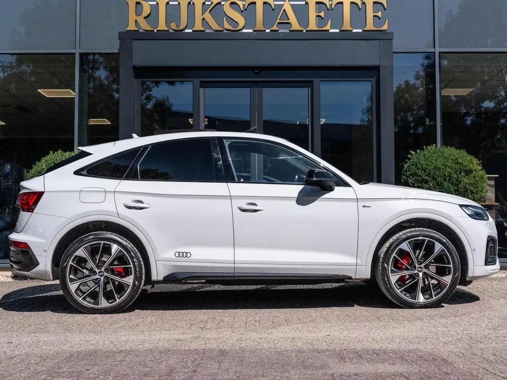 Audi Q5 40 TDI S-Line uit 2021, foto 6