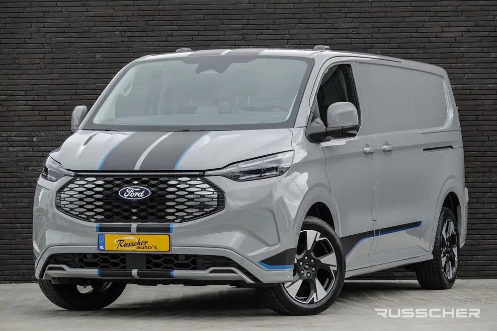 Ford Transit Custom L2H1 218Pk Aut. uit 2026