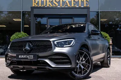 Mercedes-Benz GLC 300e 4MATIC AMG Line uit 2020