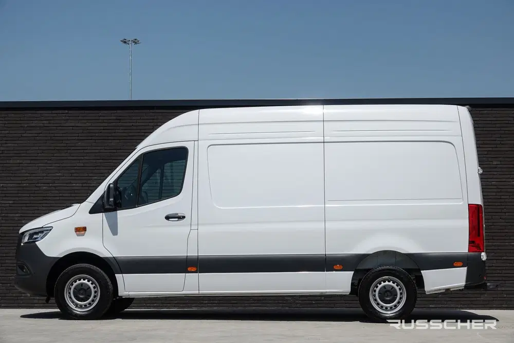 Mercedes-Benz Sprinter L2H2 317Cdi 170Pk 9G-tronic uit 2024, foto 4