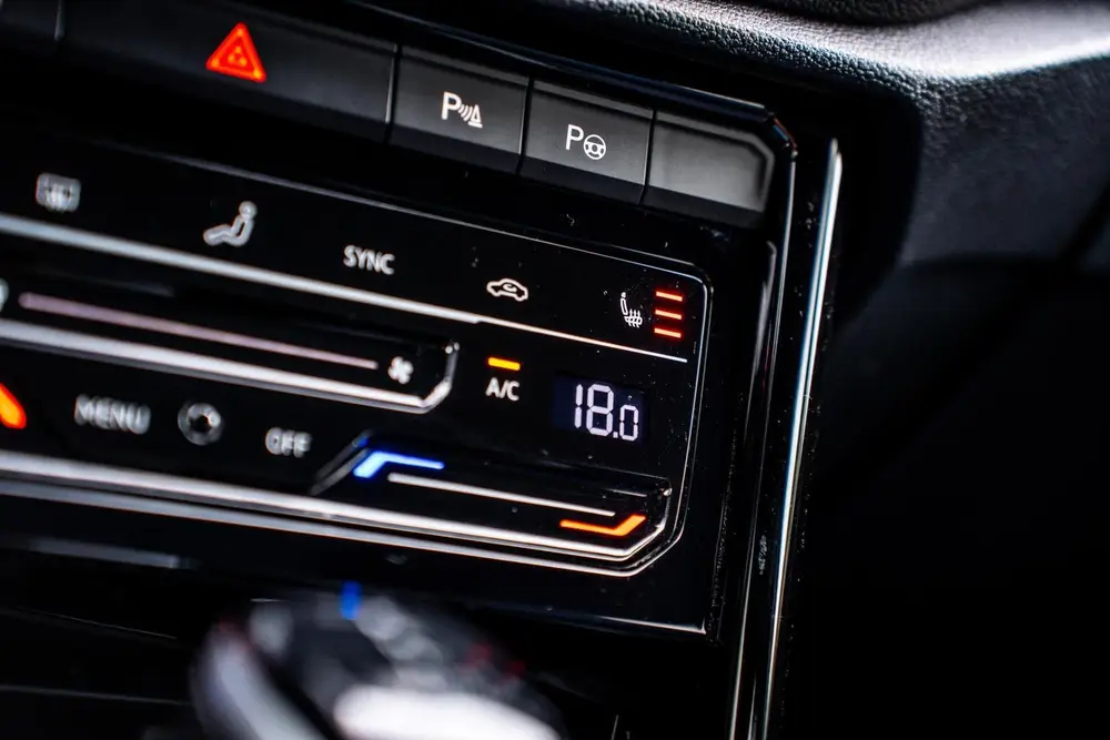 Volkswagen T-Roc R 2.0 TSI 4Motion|PANO|AKRA|ACC|19''|CAMERA uit 2022, foto 14