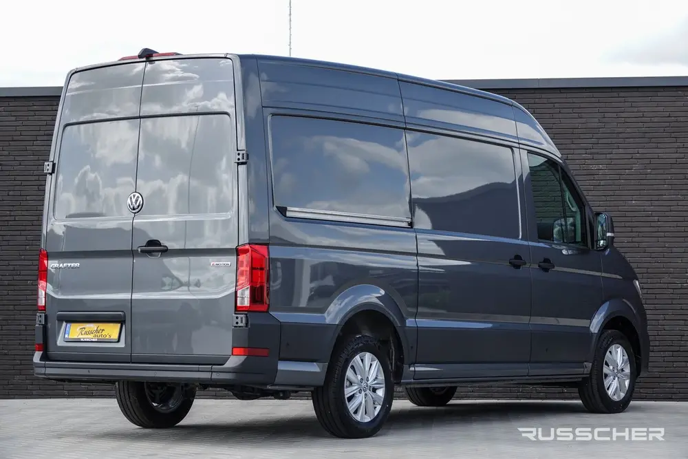 Volkswagen Crafter L3H3 uit 2024, foto 2