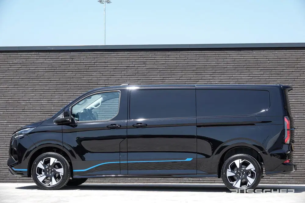 Ford Transit Custom L2H1 218Pk Aut. uit 2026, foto 4