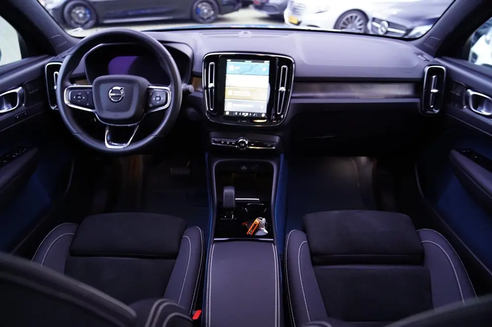 Volvo C40 Recharge Twin Intro Edition 78 kWh uit 2022, foto 12