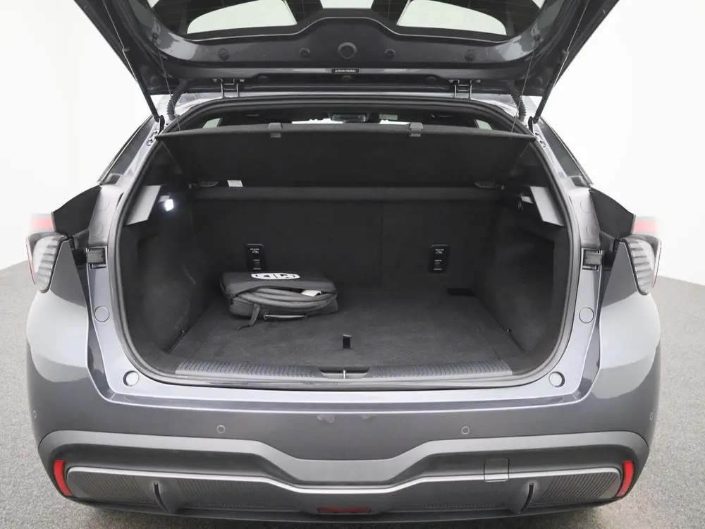 MG MG4 Luxury 64 kWh uit 2023, foto 10
