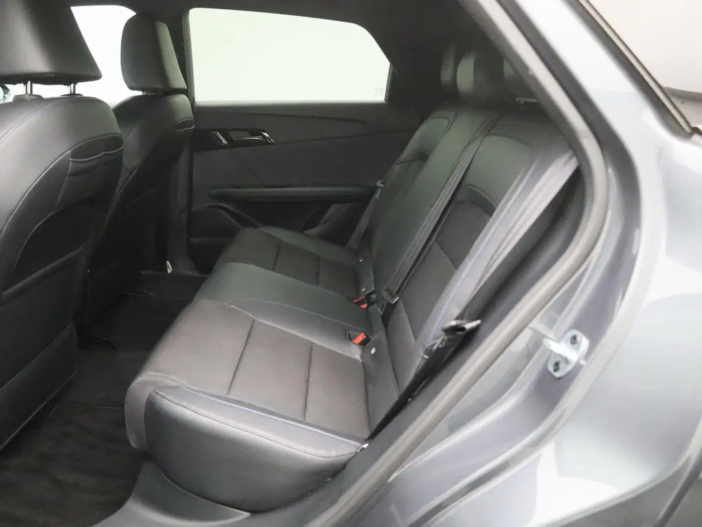 MG MG4 Luxury 64 kWh uit 2023, foto 9
