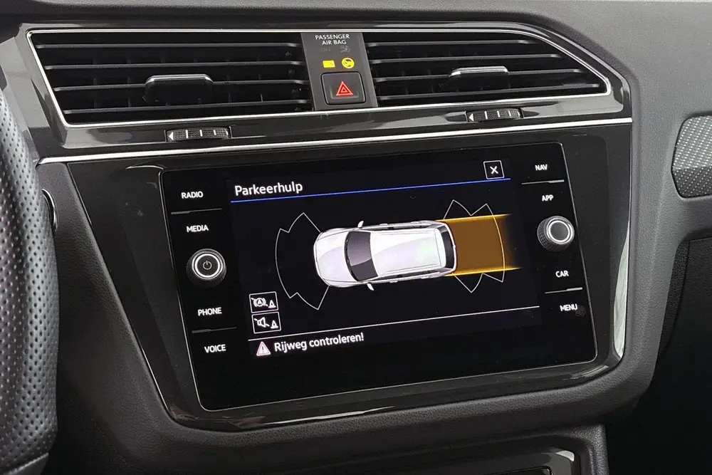 Volkswagen Tiguan 1.4 TSI eHybrid R-Line Business+ Head-Up S uit 2021, foto 16