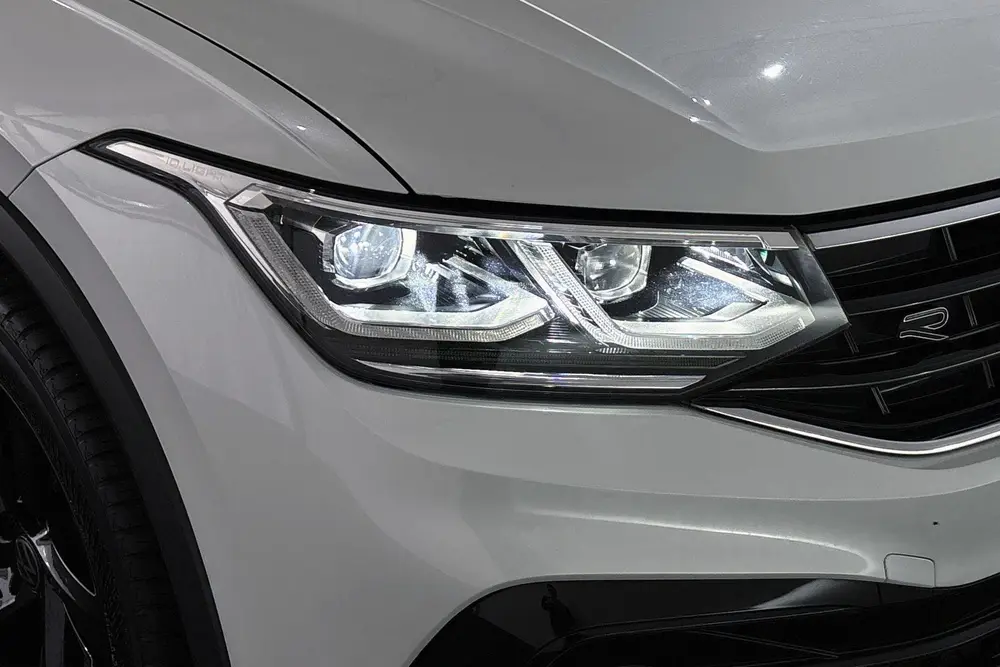 Volkswagen Tiguan 1.4 TSI eHybrid R-Line Business+ Head-Up S uit 2021, foto 18