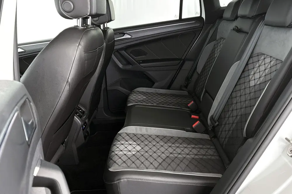 Volkswagen Tiguan 1.4 TSI eHybrid R-Line Business+ Head-Up S uit 2021, foto 8