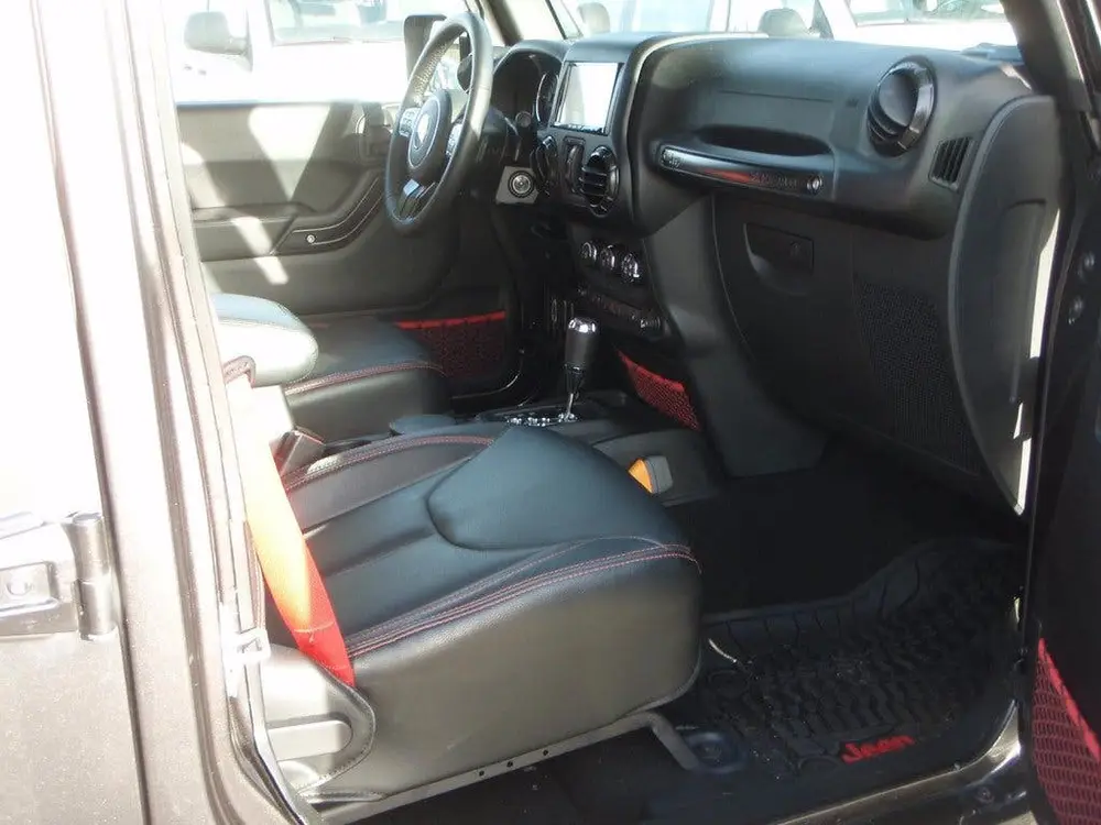 Jeep Wrangler Night Eagle Rubicon 2.8 CRD 4 WD Marge uit 2019, foto 4