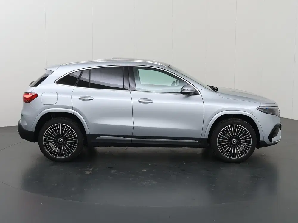 Mercedes-Benz EQA 250+ Business Solution AMG 71 kWh uit 2026, foto 6