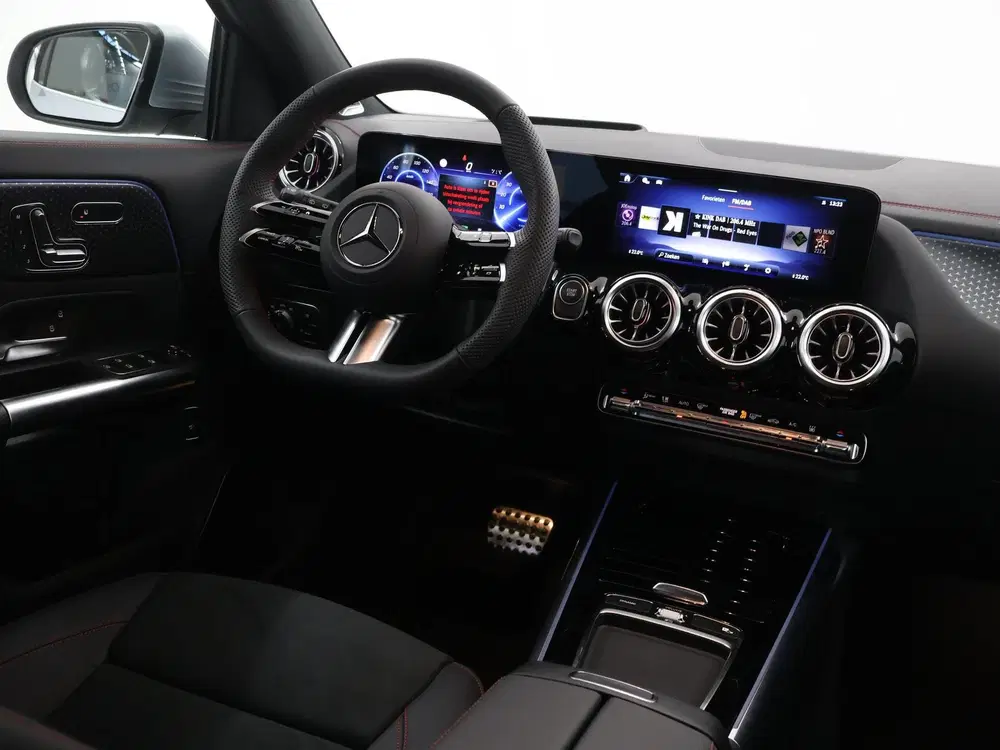 Mercedes-Benz EQA 250+ Business Solution AMG 71 kWh uit 2026, foto 9