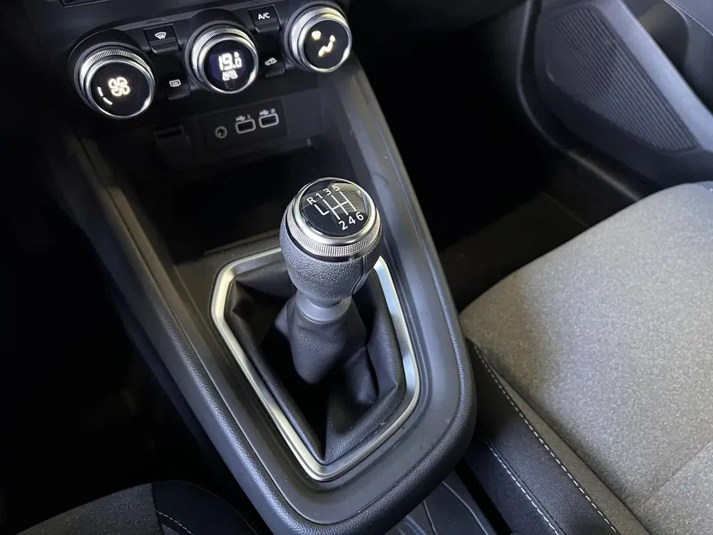 Mitsubishi Colt 1.0T Intense uit 2024, foto 19