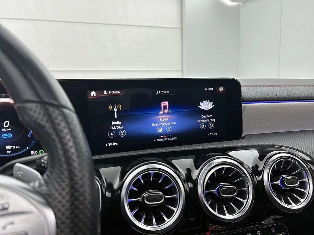 Mercedes-Benz CLA 250 e AMG Line uit 2023, foto 7