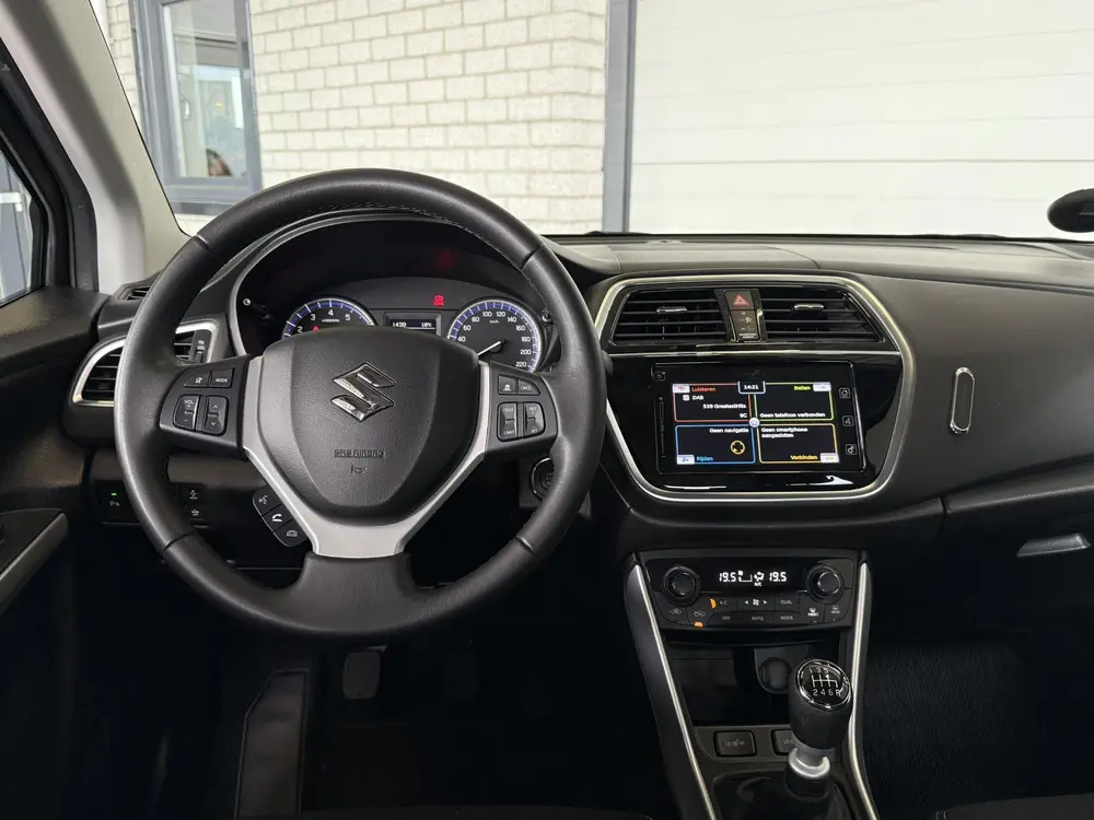 Suzuki S-Cross 1.4 Boosterjet Select Smart Hybrid | Adap.Cru uit 2020, foto 3