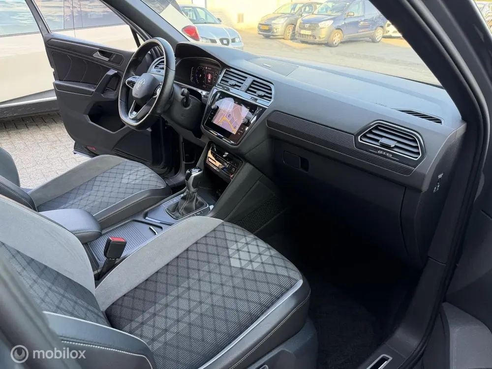Volkswagen Tiguan 1.5 TSI R-Line PANO-DAK*IQ*ACC*CAMERA*PDC* uit 2023, foto 10