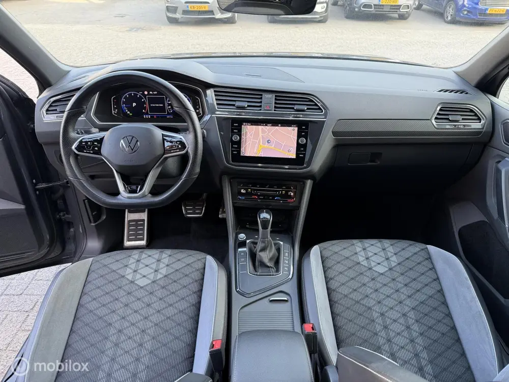 Volkswagen Tiguan 1.5 TSI R-Line PANO-DAK*IQ*ACC*CAMERA*PDC* uit 2023, foto 9