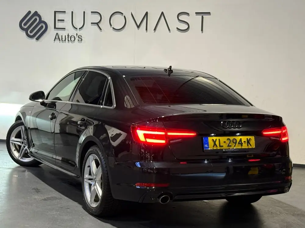 Audi A4 Limousine 1.4 TFSI Sport S line edition Automaat Nav uit 2019, foto 3