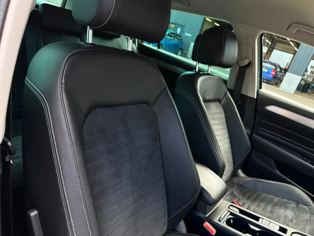 Volkswagen Passat Variant 1.5 TSI Elegance Business R/150 PK uit 2020, foto 15
