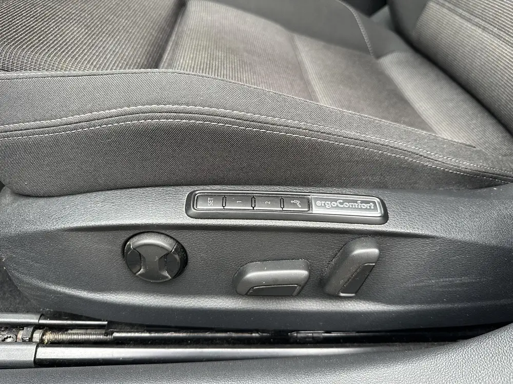 Volkswagen Passat Variant 1.5 TSI Comfortline LED koplampen uit 2019, foto 13