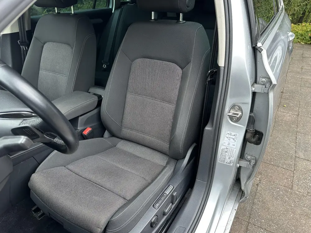 Volkswagen Passat Variant 1.5 TSI Comfortline LED koplampen uit 2019, foto 14