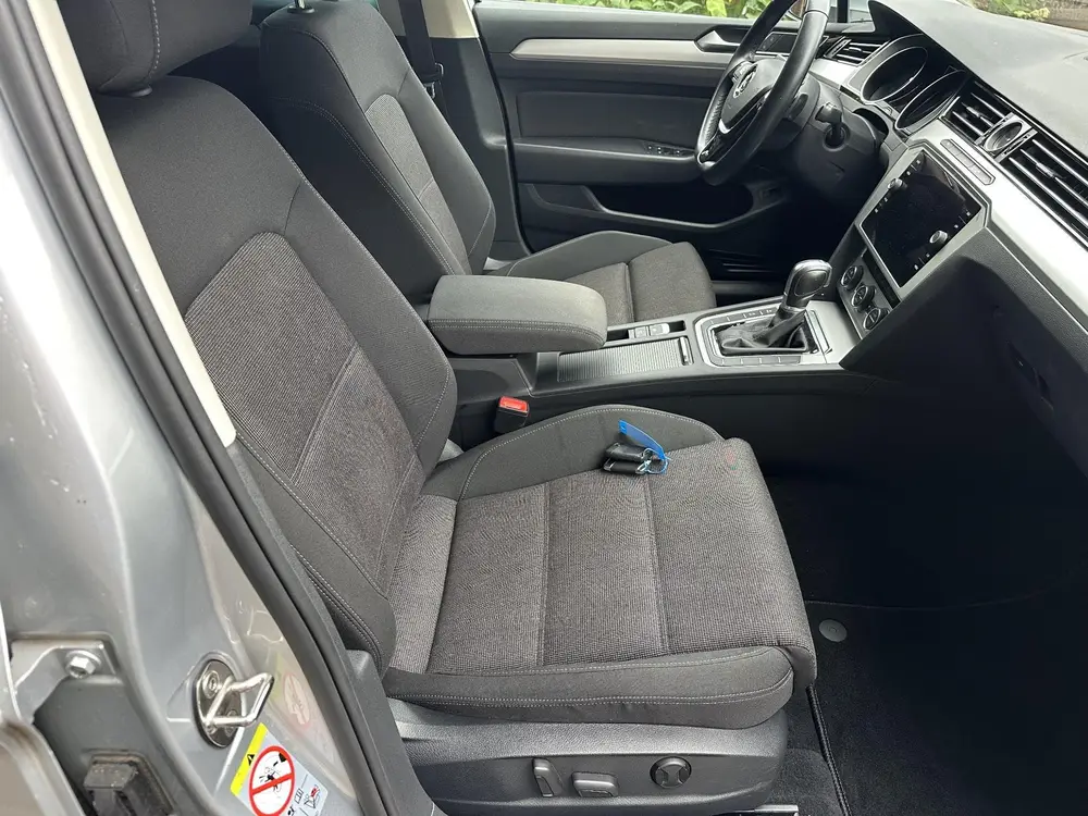 Volkswagen Passat Variant 1.5 TSI Comfortline LED koplampen uit 2019, foto 20