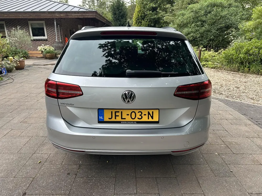 Volkswagen Passat Variant 1.5 TSI Comfortline LED koplampen uit 2019, foto 4