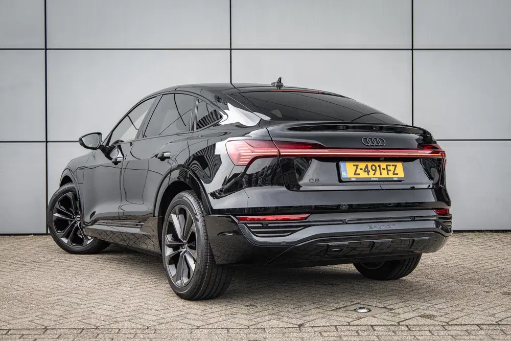 Audi Q8 50 313pk quattro Advanced Edition 9 uit 2024, foto 14