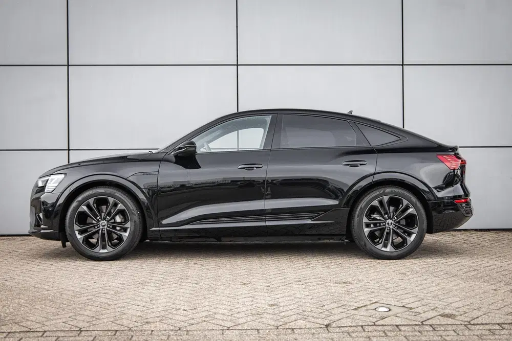 Audi Q8 50 313pk quattro Advanced Edition 9 uit 2024, foto 15