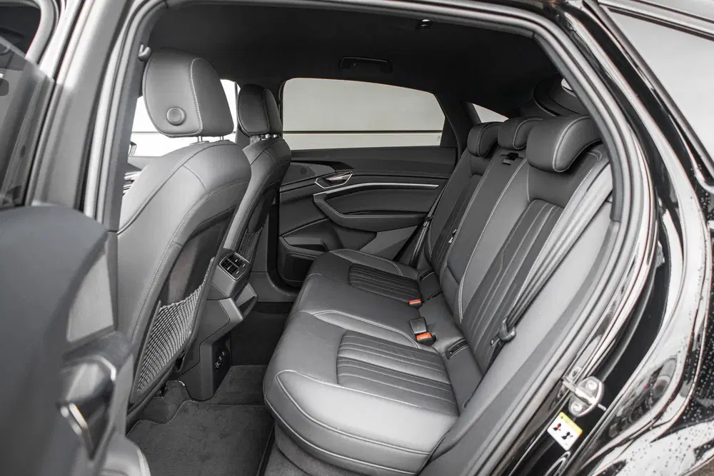 Audi Q8 50 313pk quattro Advanced Edition 9 uit 2024, foto 19