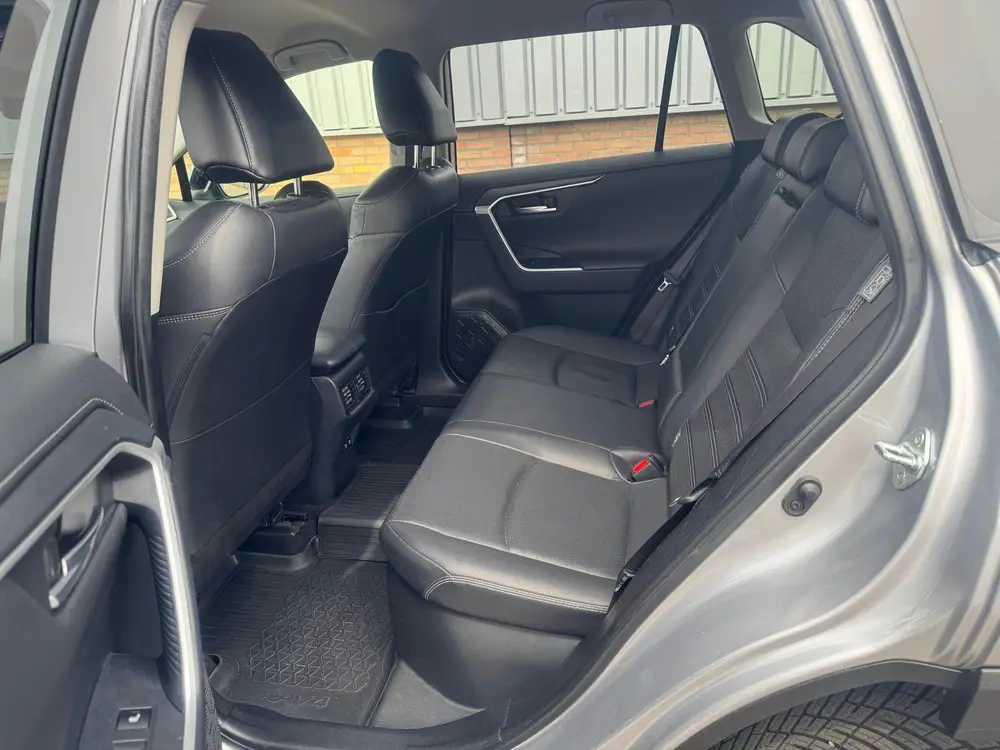 Toyota RAV4 2.5 Hybrid Executive Stoelventilatie/ 360 Camera uit 2019, foto 13