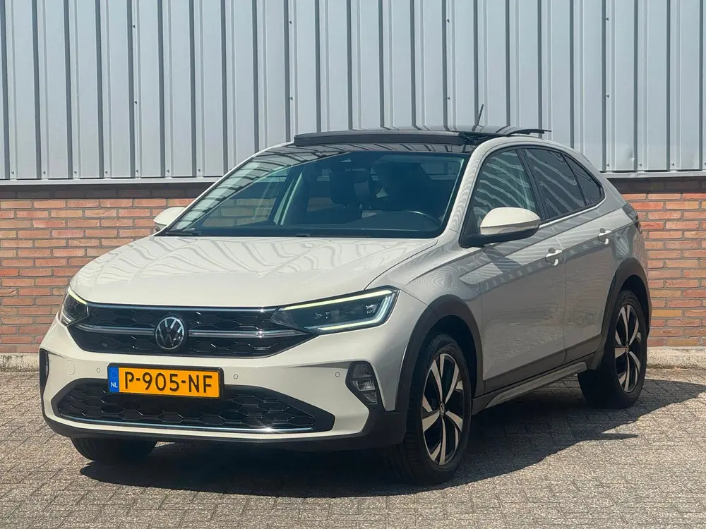 Volkswagen Taigo 1.0 TSI Style Panorama/ IQ*Light/ Camera uit 2022