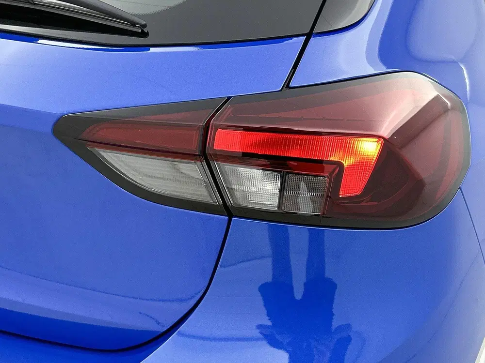 Opel Corsa 1.2 Edition uit 2021, foto 17