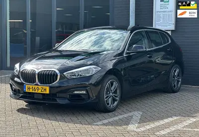 BMW 1-serie 118i Executive Edition uit 2020