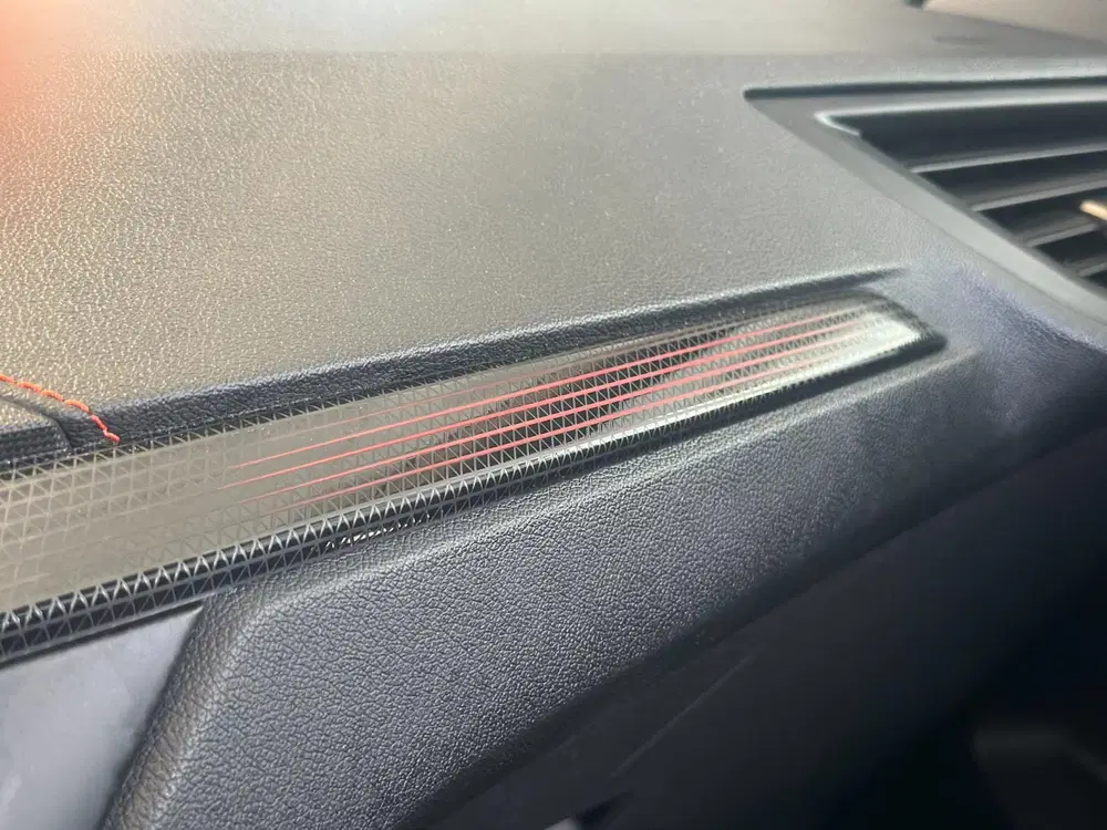 BMW 1-serie 118i Executive Edition uit 2020, foto 18